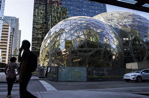 Amazon sets cap for Seattle growth in coming years; canceled New York ...
