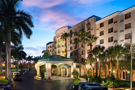 Courtyard By Marriott Fort Lauderdale Airport And Cruise Port Improve