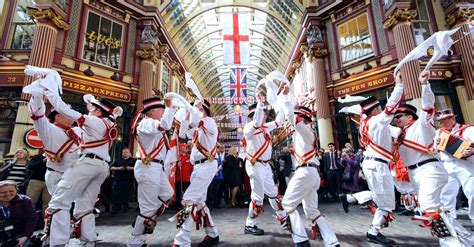 Quirky British Traditions Cn Traveller