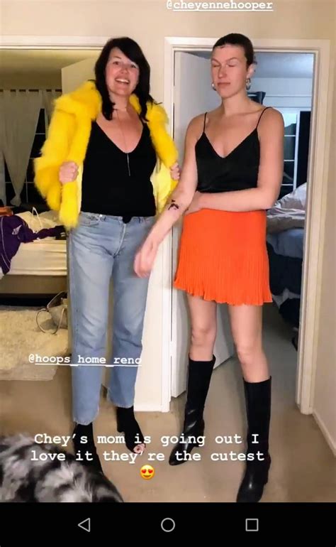6 9 tall mum and daughter