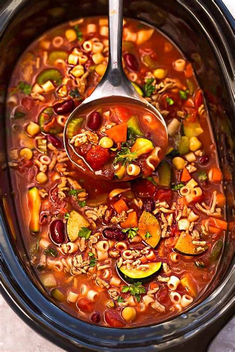 Bring to a boil then reduce heat to medium low. Slow Cooker Pasta e Fagioli Soup {Healthy Olive Garden ...