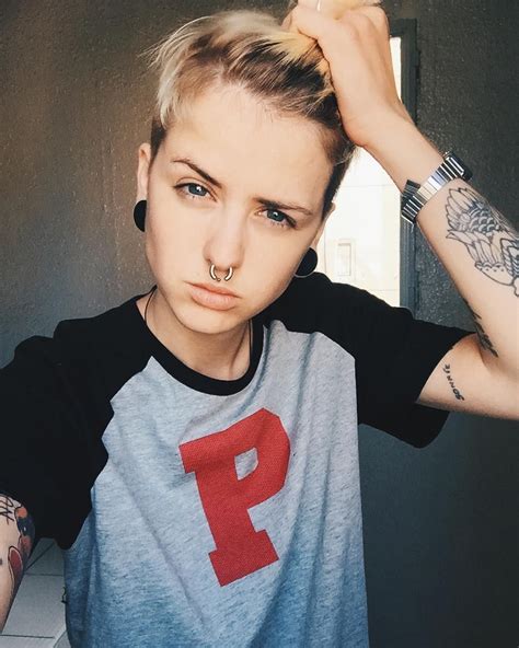Instagram Androgynous Girls Androgynous Hair Androgynous Women