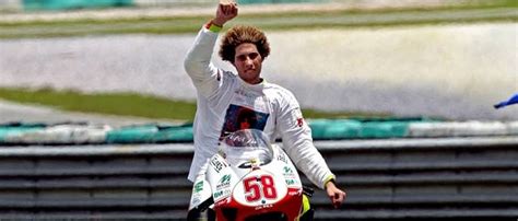 Motorsport World Pays Tribute To Marco Simoncelli The Checkered Flag