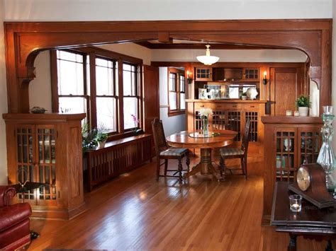 Dining room light fixture is original; Craftsman Style Dining Room With Original Woodwork #50752 ...