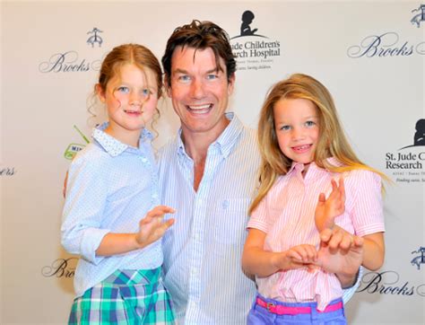 Start date 27 jul 2021; jerry oconnell steps out with his Adorable Twins - dBTechno