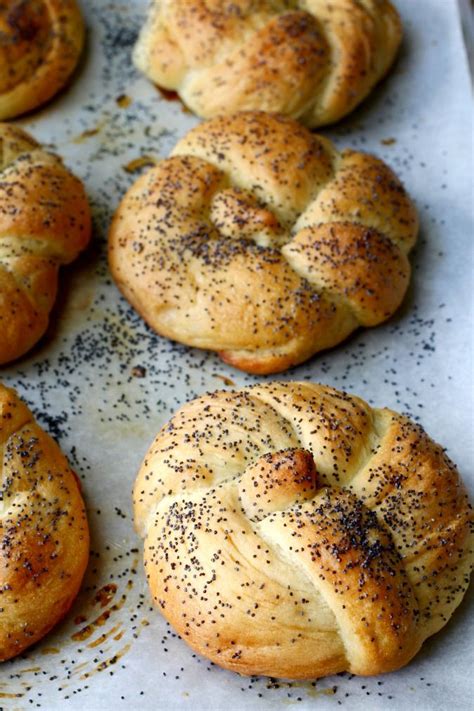 kaiser rolls kaiser rolls kaiser roll recipe brotchen recipe