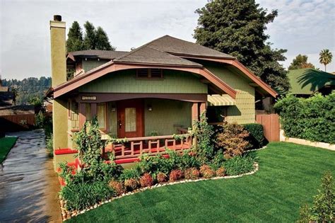 With the unique tudor design, contrasting trim is not the norm. craftsman bungalow color schemes | craftsman house colors ...