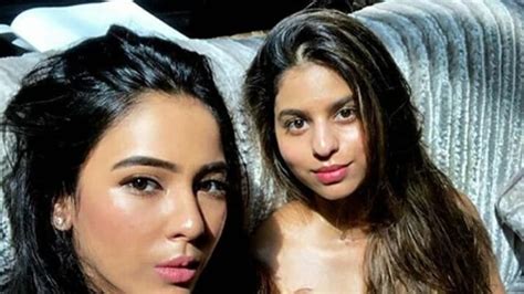 Shah Rukh Khan’s Daughter Suhana Looks Stunning In A New Pic Shows How To Do Your Sunday Right