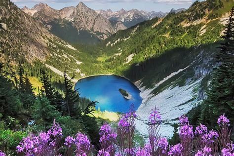 Visit The North Cascades National Park And North Cascades Scenic Byway