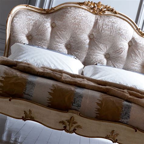 Italian Designer Button Upholstered Winged Bed Decoration Art Decor