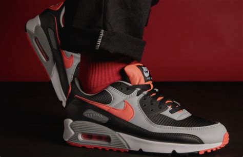 Nike Air Max 90 Radiant Red 2022 Release Dates Photos Where To Buy