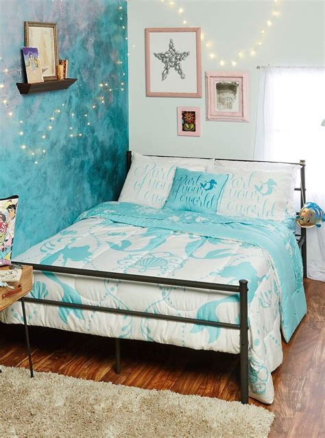 Maybe you would like to learn more about one of these? Pin on Sonia ocean themed room