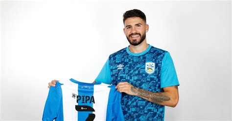 Danny ward wurde am 09.12.1990 in bradford geboren. Pipa to Danny Ward, Naby Sarr to Carel Eiting: Every ...