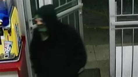 Police Looking For Masked Man After Convenience Store Robbed At Knifepoint Cbc News