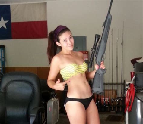 Hot Chicks With Guns Are Definitely A Killer Combination 75 Pics 5