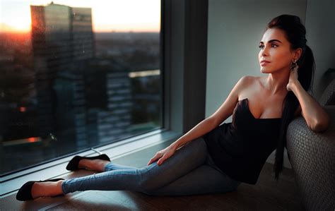 Wallpaper Women Sitting Black Hair Fitness Model Ivan Gorokhov Beauty Leg Screenshot