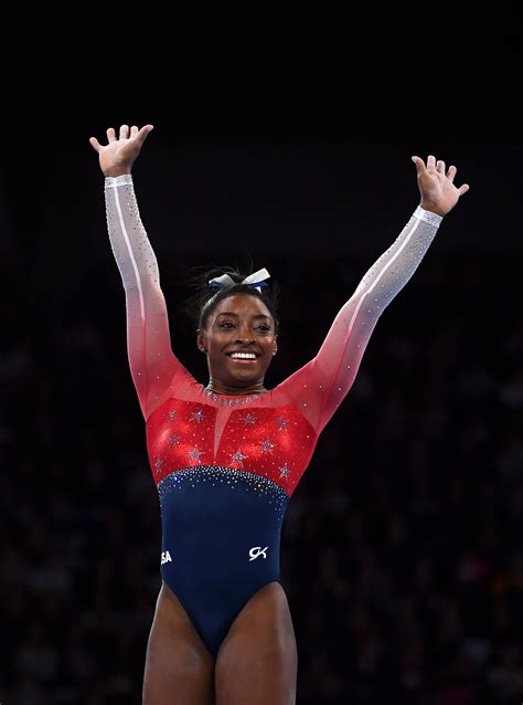 Simone Biles Is Officially The Most Decorated Female Gymnast Of All Time Glamour