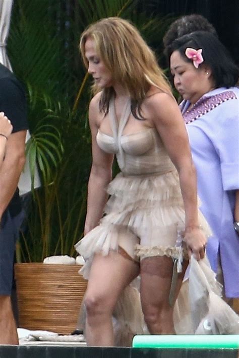 Jennifer Lopez Shotgun Wedding Set In The Dominican Republic 03152021 • Celebmafia