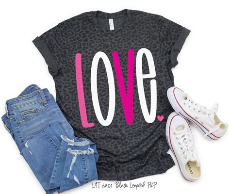 Love Pinks And White Heart Leopard Print Graphic Tee Peachy