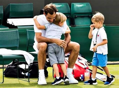 Miroslava mirka federer (née vavrinec) was a tennis star in her own right, and now she is her husband's no. RANDOM THOUGHTS OF A LURKER: Roger Federer enjoying family ...
