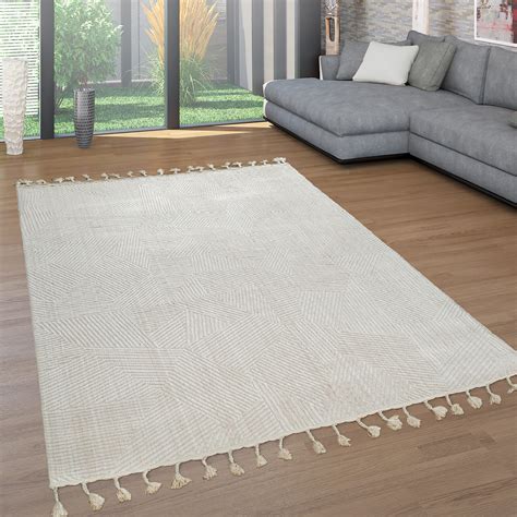 Dieser teppich besteht aus 100% polyester und fühlt sich daher angenehm weich an. Kurzflor-Teppich Retro-Muster Beige | Teppich.de