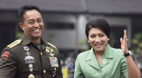 26 november 2014 | 6 tahun lalu. Adu Kecantikan Istri Semua Jendral TNI dan Polri, Dari ...