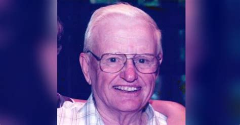 Robert Bob Hunt Obituary Visitation And Funeral Information