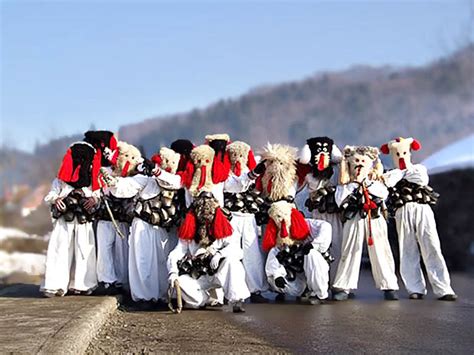 Traditii Si Obiceiuri De Craciun In Diferitele Zone Ale Tarii