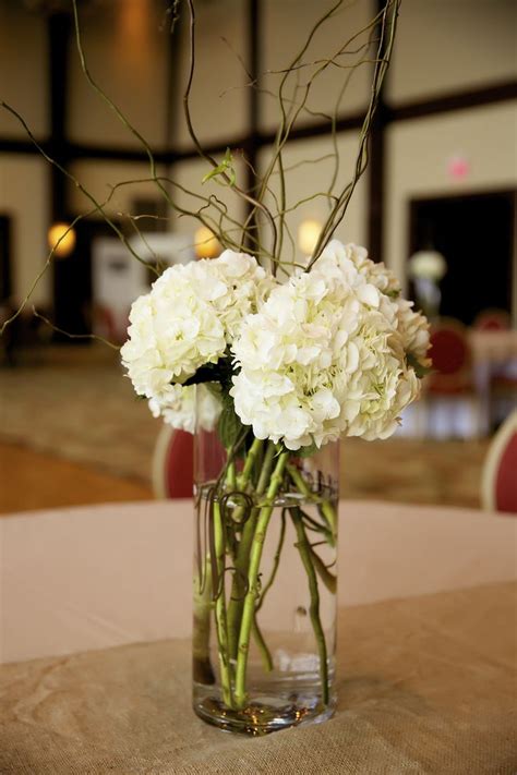 20 Simple Centerpieces For Wedding Tables