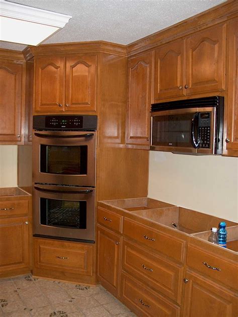 If you want your kitchen to have seamless cabinets, then a diagonal cabinet in the corner is the. Corner Kitchen Cabinet Storage Ideas - Home Design Ideas Plans