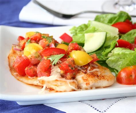 Are you the one of those who thinks taste and health can't go hand in hand? Chipotle Seared Tilapia with Homemade Pico De Gallo (Low Carb and Gluten Free) | All Day I Dream ...