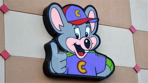 Chuck E Cheese May Close All Stores