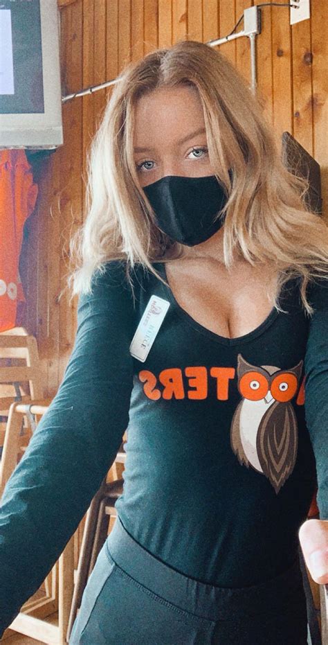 Hooters Girl In Mi Check Out My Profile Rhooters
