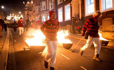 Photos Thousands Attend Bonfire Night Parade In England Firstpost