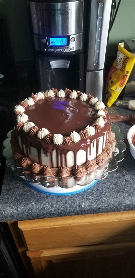 Chocolate Cake With Vanilla Buttercream And Chocolate Ganache Yummmy Chocolate Ganache