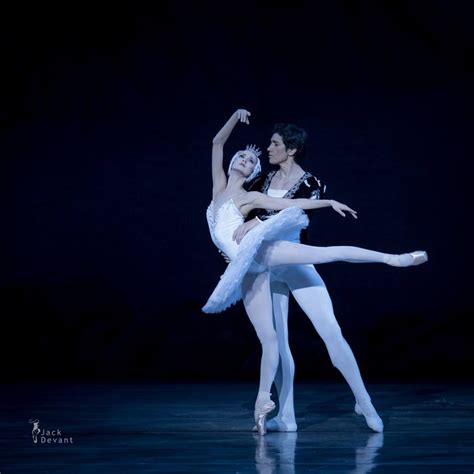 Alina Somova And Danila Korsuntsev In Swan Lake Танцевальная