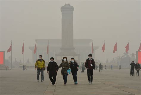 Photos Chinas Smog Conditions Like Nuclear Winter Time