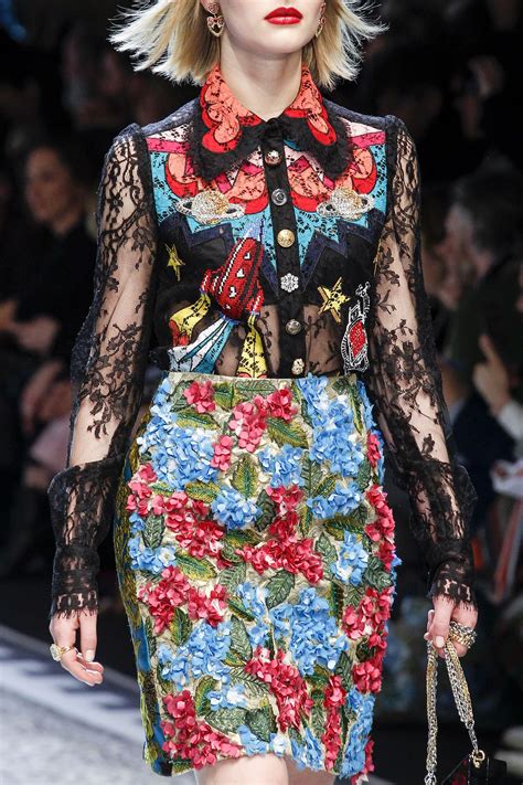 Dolce And Gabbana Autumnwinter 2017 Ready To Wear With Images Fall