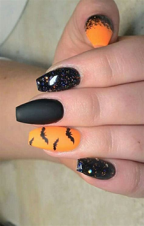 40 Adorable Halloween Nail Art Ideas You Should Try In 2020 With