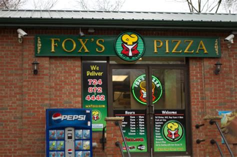 Foxs Pizza Den Menu With Prices Updated 2022 Thefoodxp