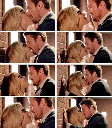 Olicity Kiss Scene Arrow Oliver And Felicity Arrow Felicity Arrow Oliver