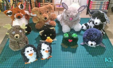 Busy Dat Making Pom Pom Critters