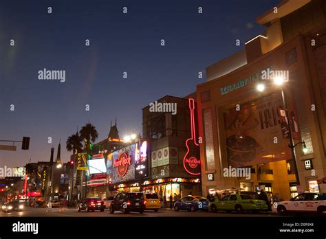 Hollywood Boulevard At Night Los Angeles Ca Stock Photo Alamy