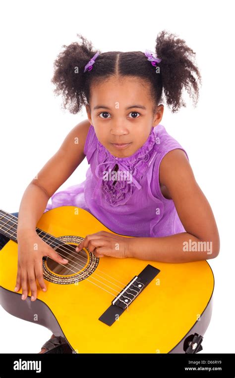 Chica Con Guitarra Fotografías E Imágenes De Alta Resolución Alamy