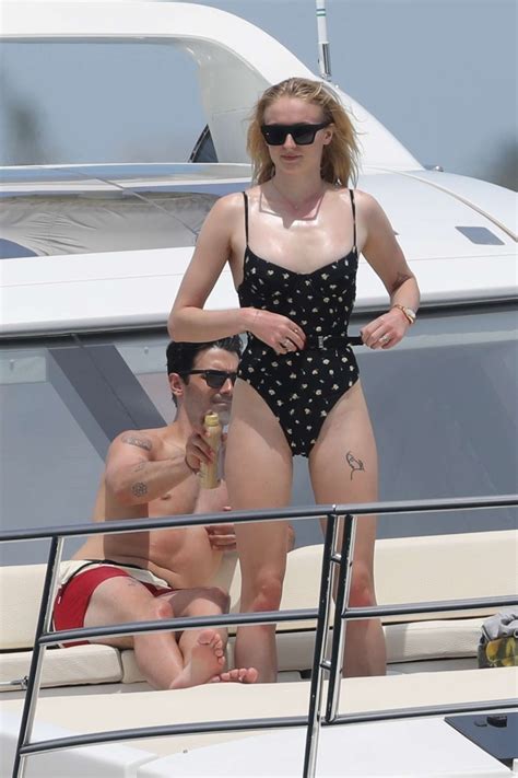 Sophie Turner In Swimsuit On A Yacht In Cabo San Lucas Gotceleb