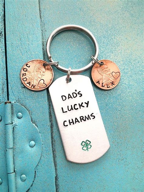 Are you looking for cheap yet cool gifts for dad?! Personalized Dad Keychain Fathers Day Gift From Kids Daddy ...