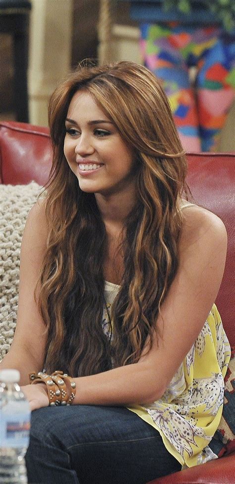 Miley Stewart Cabelo Miley Cyrus Miley Cyrus Brown Hair Old Miley Cyrus Cabelo Hannah Montana