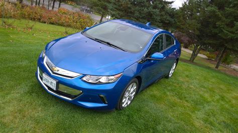 Review Of The 2016 Chevy Volt Ev Electric Hybrid Vehicle