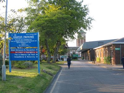 Trafford general hospital is one of the leading hospital located at moorside road, urmston, manchester, greater manchester, m41 5sl. Trafford