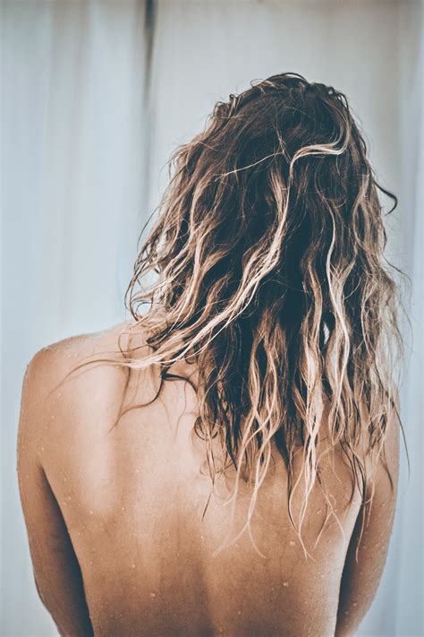 woman showing brown hair photo free hair image on unsplash